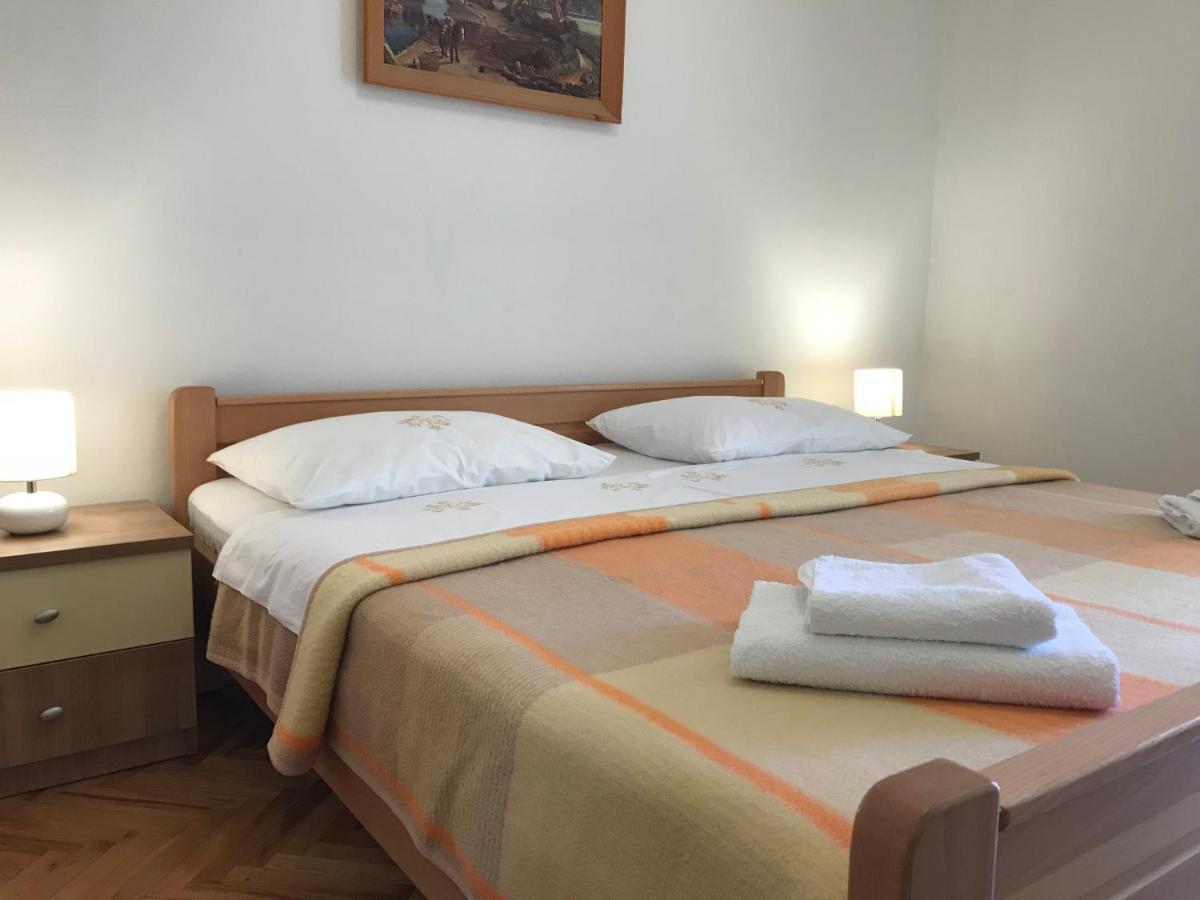 Summer Rooms Baska Buitenkant foto