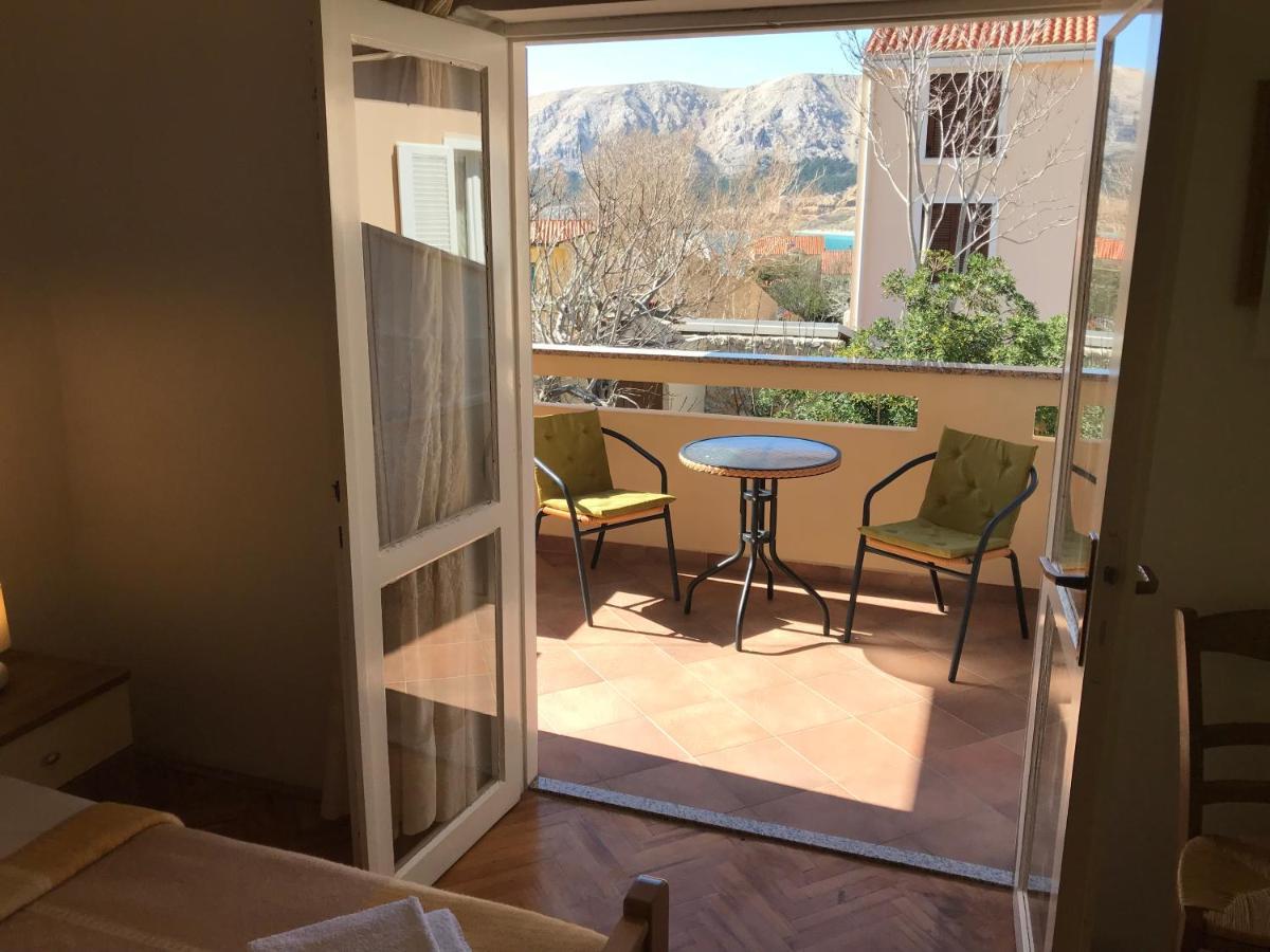 Summer Rooms Baska Buitenkant foto