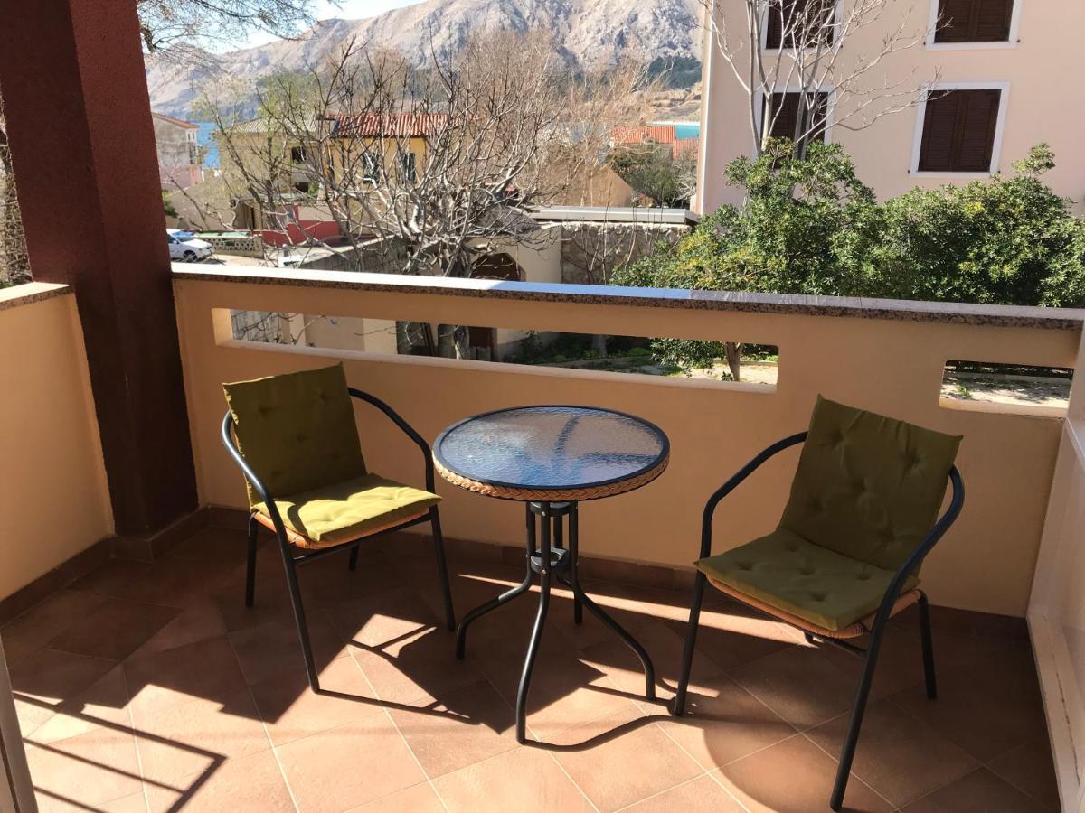 Summer Rooms Baska Buitenkant foto