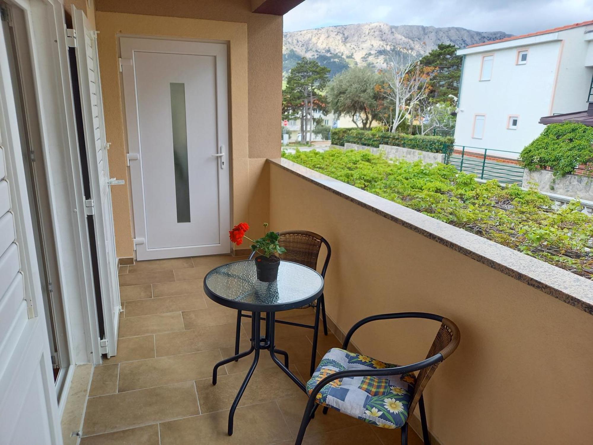 Summer Rooms Baska Buitenkant foto