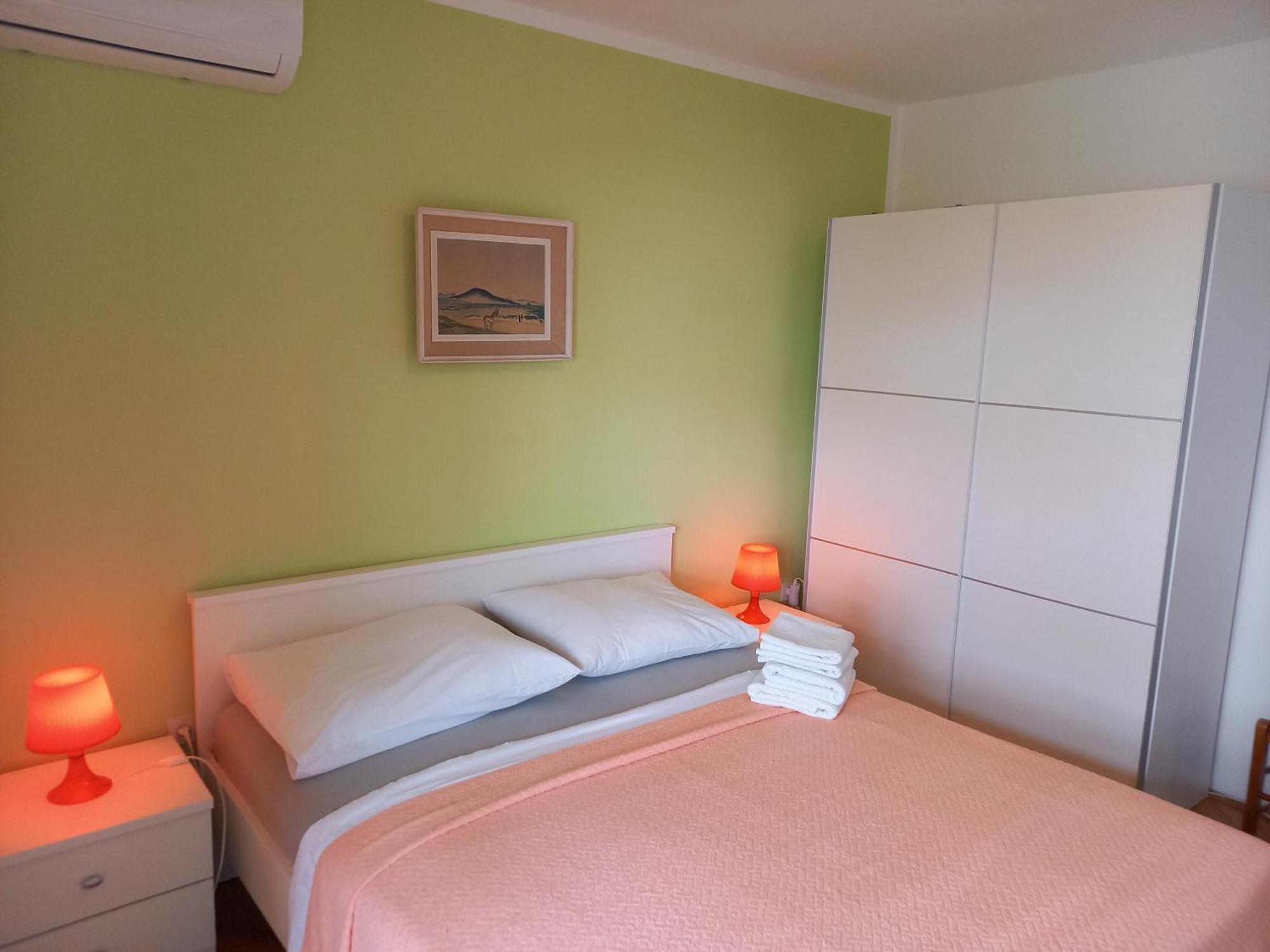 Summer Rooms Baska Buitenkant foto